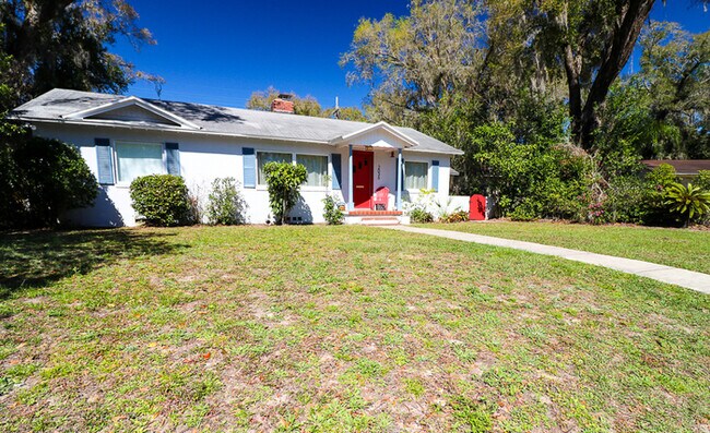 Foto del edificio - Shared Housing - Beautiful 4/3 in Murrey Hill