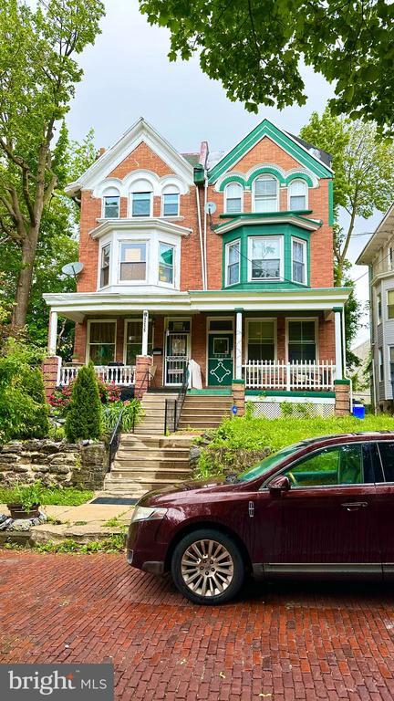 Building Photo - 5213 McKean Ave