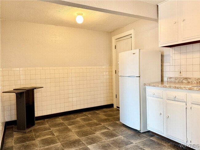 Foto del edificio - 657 Englewood Ave
