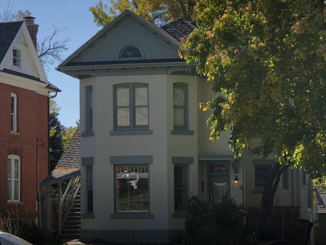 Classic Historic home - 1242 E S Temple