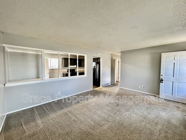 Foto del edificio - 2141 E 119th Pl
