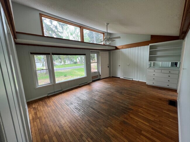 Sala de estar - 2602 W John St