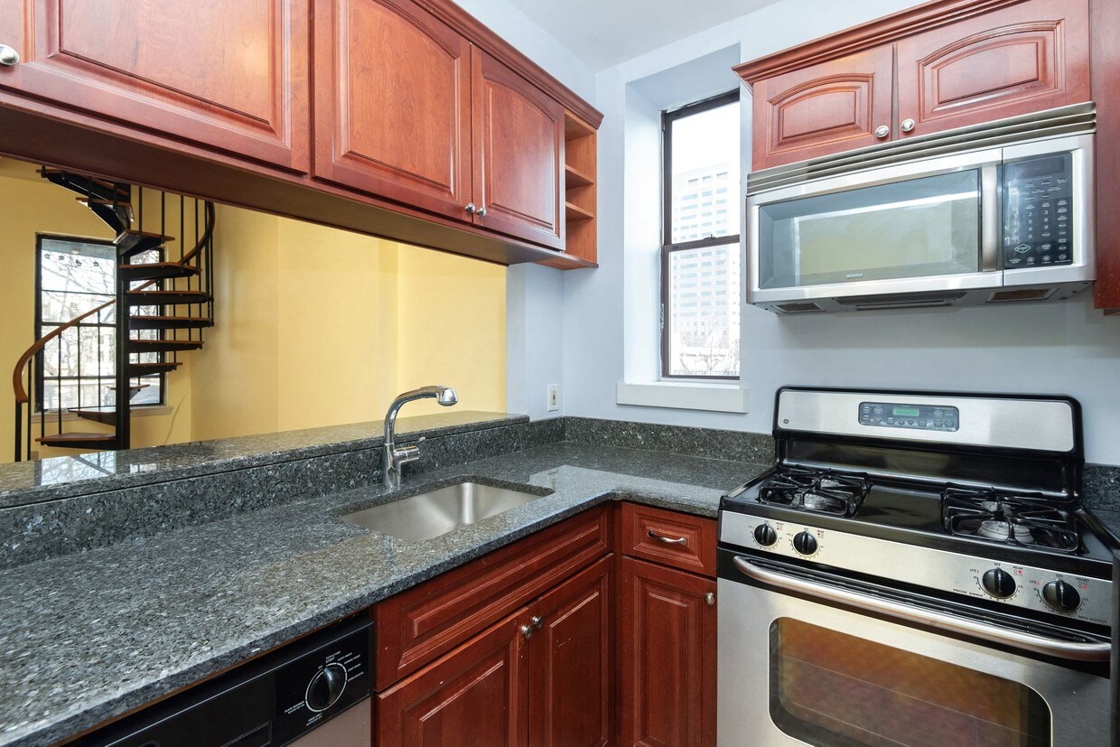 64 Mercer St, Jersey City, NJ 07302 Condo for Rent in Jersey City, NJ
