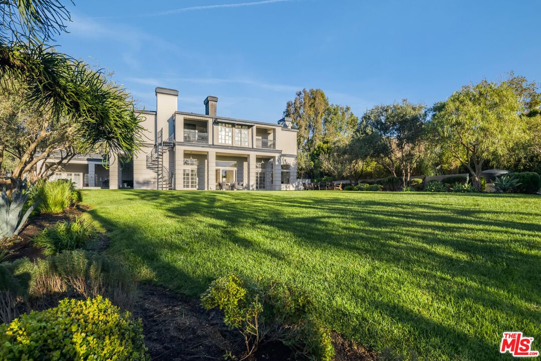 Foto principal - 28600 Pacific Coast Hwy