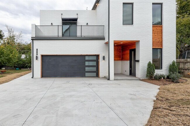 Foto del edificio - 1318 NW 15th St