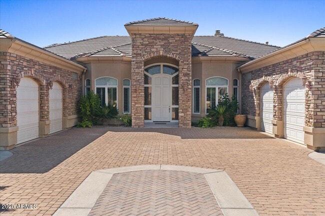 Building Photo - 4251 W Earhart Way