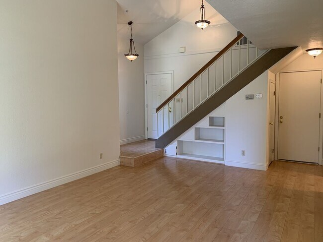 Building Photo - Opulent 3 Bedroom home in Rohnert Park