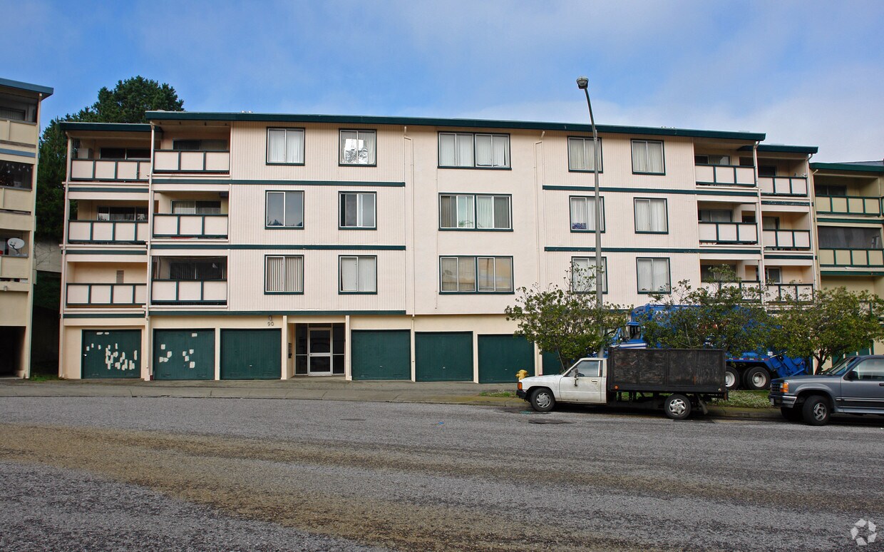 Building Photo - 90 Ward Ct