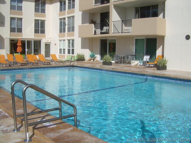Foto del edificio - 1000 Spanish River Rd
