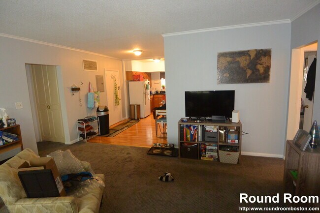 Foto del edificio - 178 Lake Shore Rd