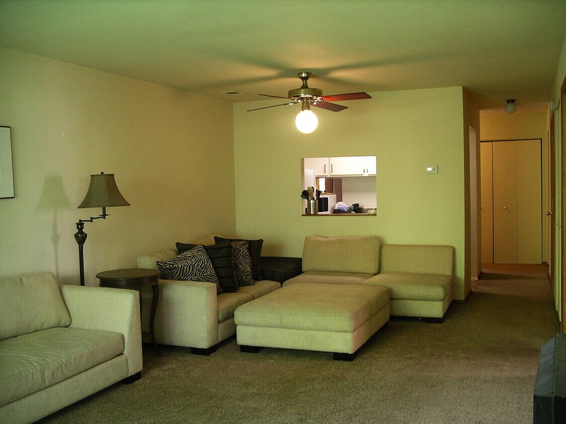 Primary Photo - 745 Arapahoe Ave