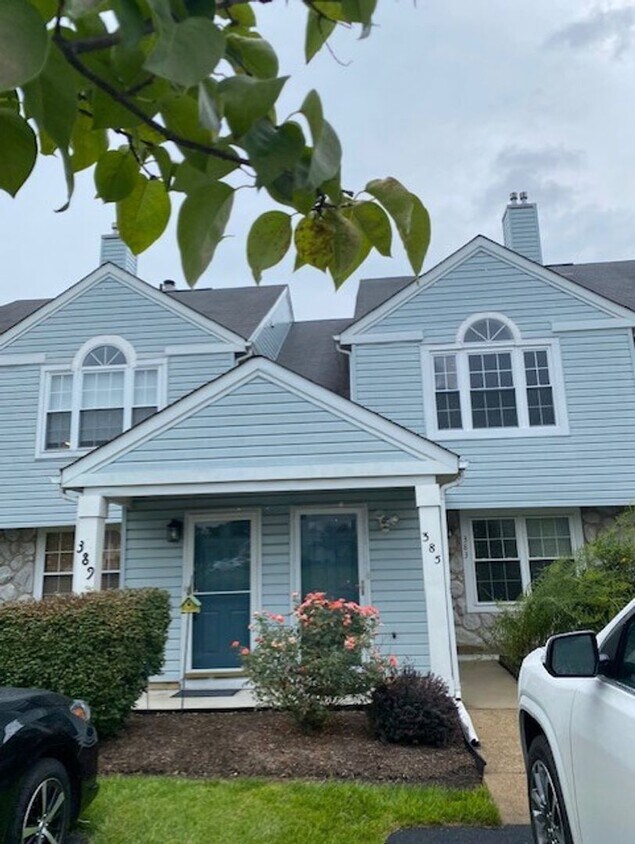 385 Independence Dr, Holland, PA 18966 House Rental in Holland, PA