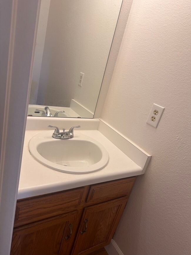 Building Photo - 14436 E Hawaii Cir