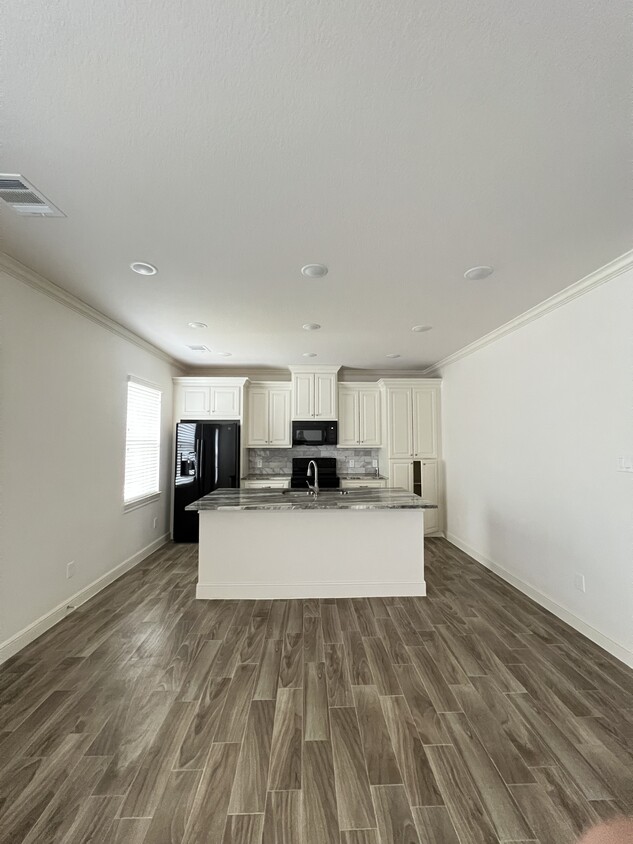 Foto principal - 2566 Appian Way