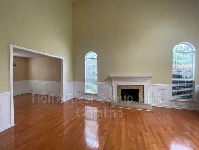 Foto del edificio - 11315 Laurel View Dr