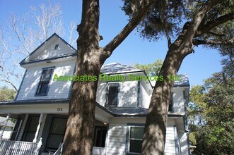 Building Photo - 115 NE 9th St