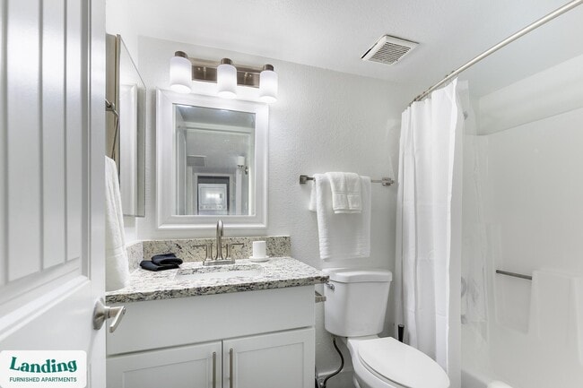 Building Photo - 5704 W Thomas Rd