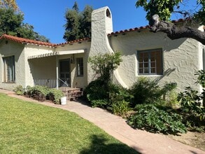 Building Photo - COMING SOON!  Beautiful 3 bedroom 2 bathro...