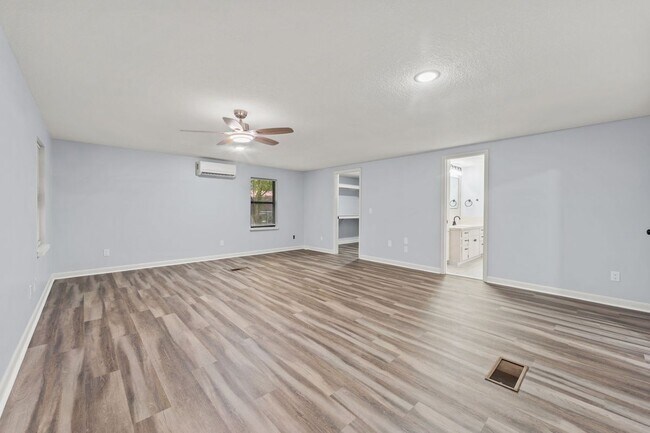 Foto del edificio - 7002 Garden St