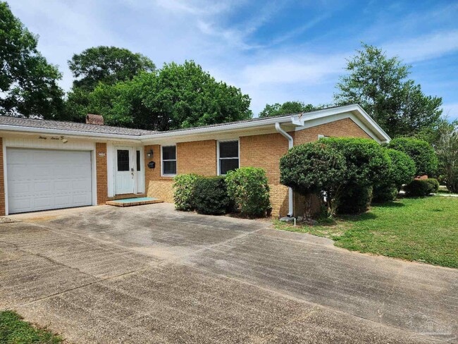 Building Photo - 3710 Cherry Laurel Dr