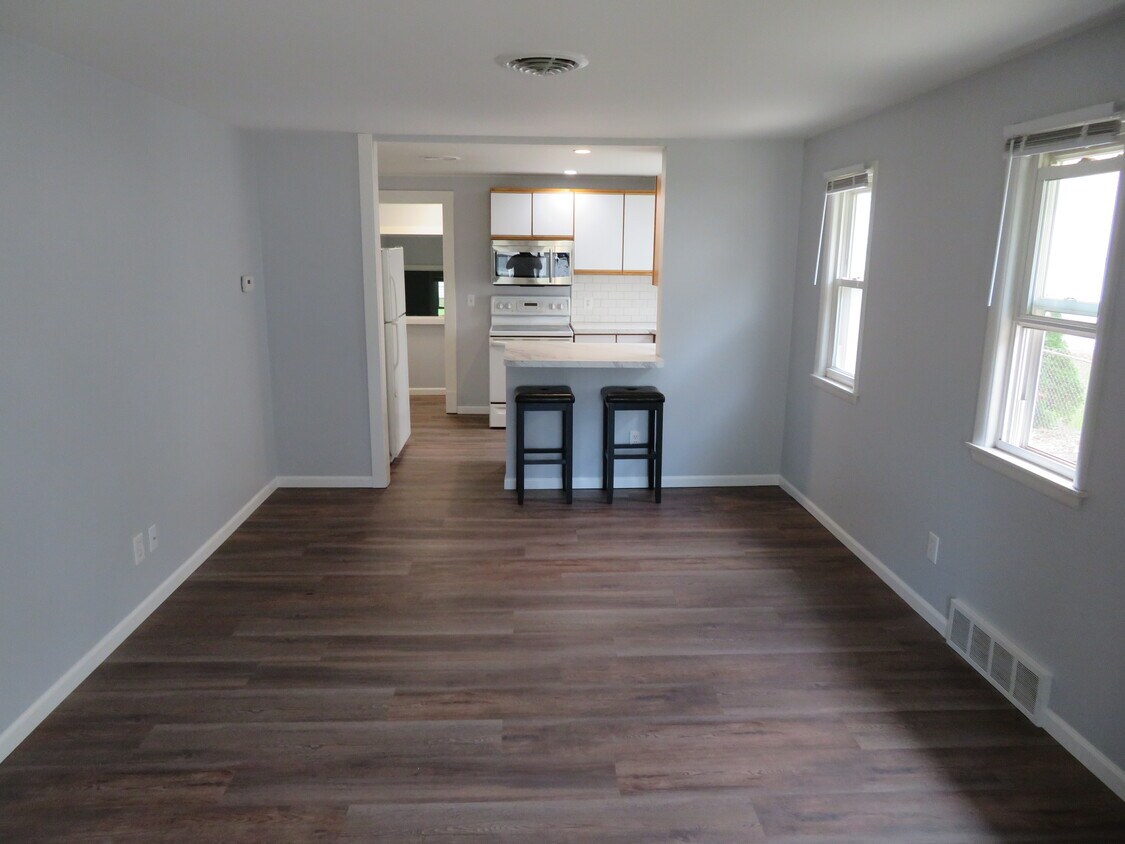 301 Massoit St, Clawson, MI 48017 House Rental in Clawson, MI