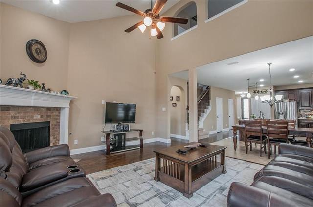 Building Photo - 2440 Kingsgate Dr
