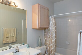 2BR, 2BA - 1104 SF - The Crossings Apartments