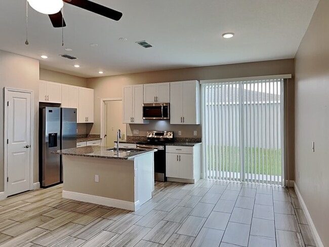 Foto del edificio - 1957 Michigan Dr