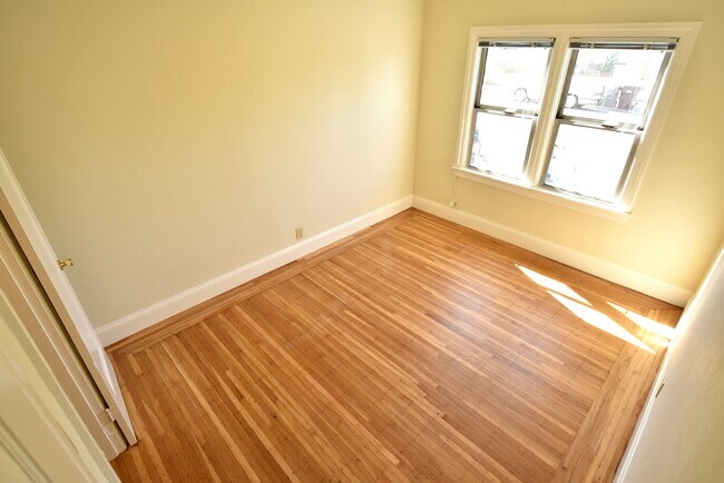 Building Photo - 6401 Irwin Ct