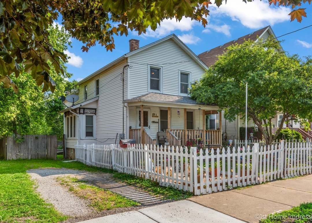 Foto principal - 19 E 21st St