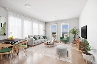 Building Photo - 7 S Highland Ave