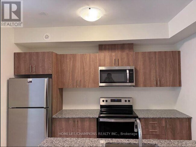 Building Photo - 145-145 Tapscott Rd