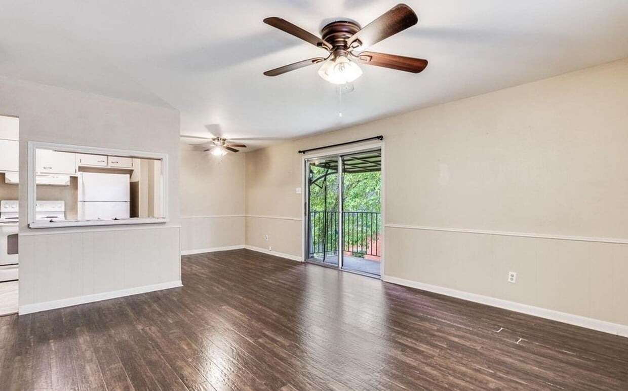 Primary Photo - Charming 2 Bed 1 Bath Condo in Lafayette!