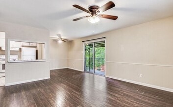 Building Photo - 211 Versailles Blvd