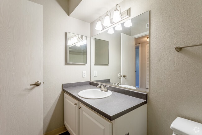 1HAB, 1BA - 750 ft² - Avens Point