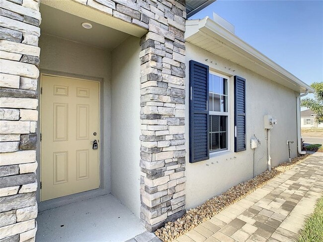 Building Photo - 1826 West Palms Drive