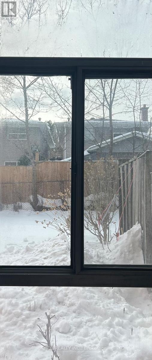 Building Photo - 1701 McCowan Rd