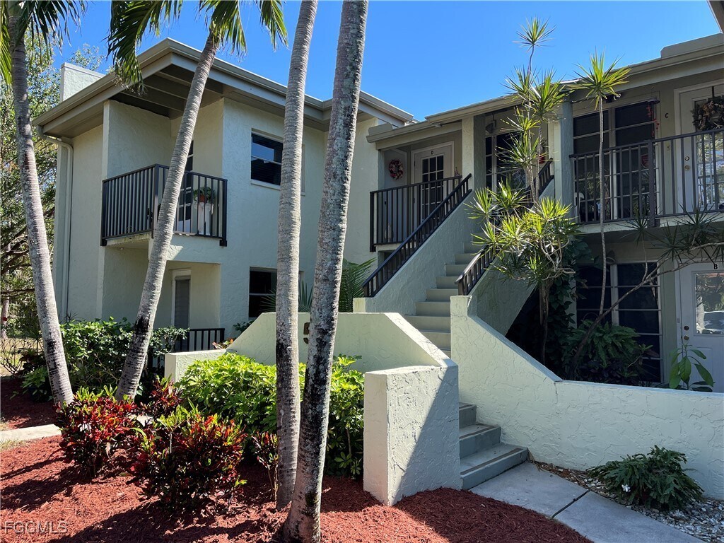 Foto principal - 7400 College Pkwy