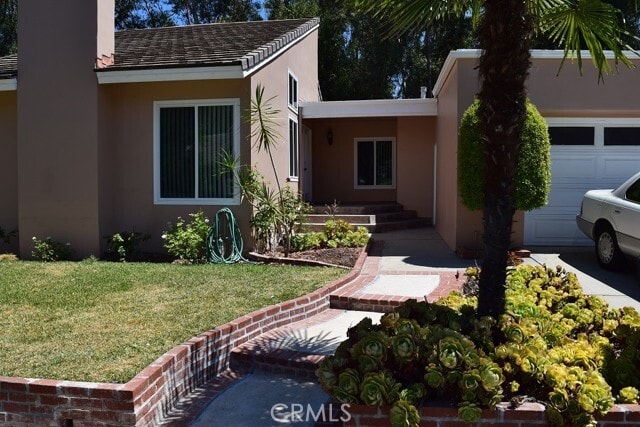 Primary Photo - 25102 Carolwood
