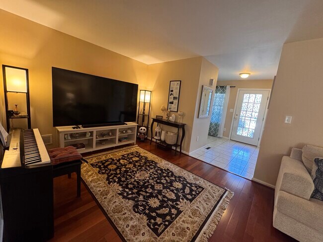 Foto del edificio - 1390 Mohr Cir