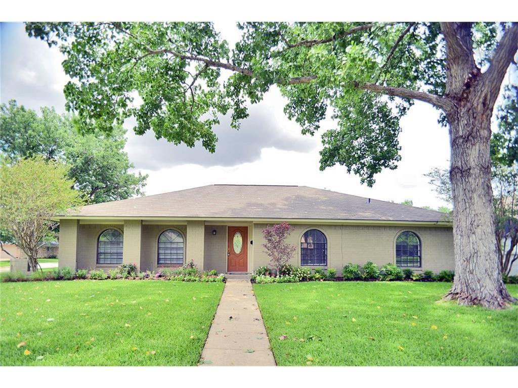 2306 Flat Creek Dr, Richardson, TX 75080 House for Rent in Richardson