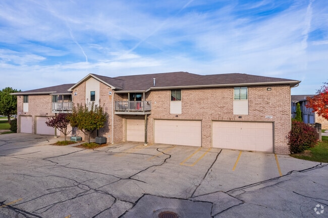 Building Photo - The Sycamores