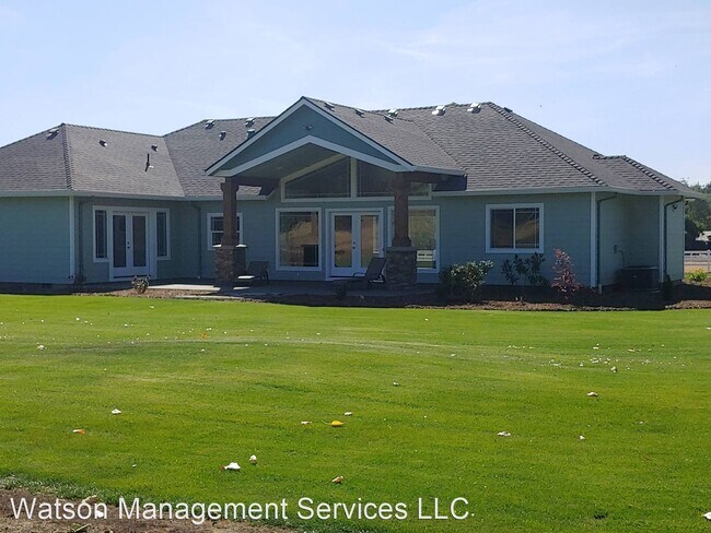 Foto del edificio - 3 br, 2.5 bath House - 30619 Butte Creek Rd.
