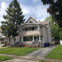 Building Photo - 11705 Hamlen Ave