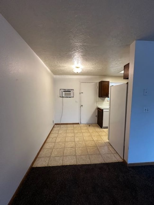 Building Photo - 3724 Billings Dr