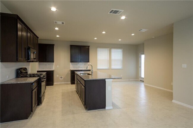 Foto del edificio - 159 Living Reef Dr