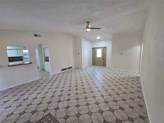 Building Photo - 3304 Crestforest Cir