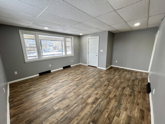 Foto del edificio - 315 Oak Ave SE