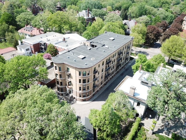 Building Photo - 11 Summit Ct