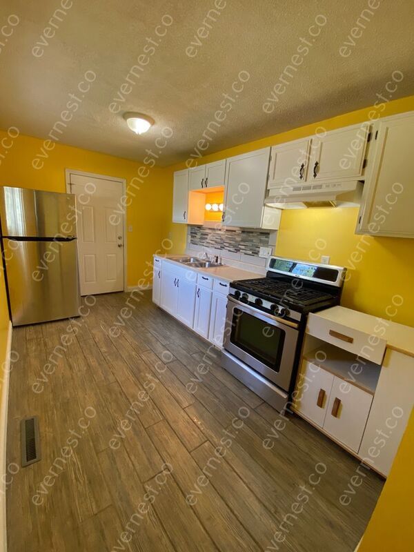 Foto del edificio - 2985 Fairwood Ave